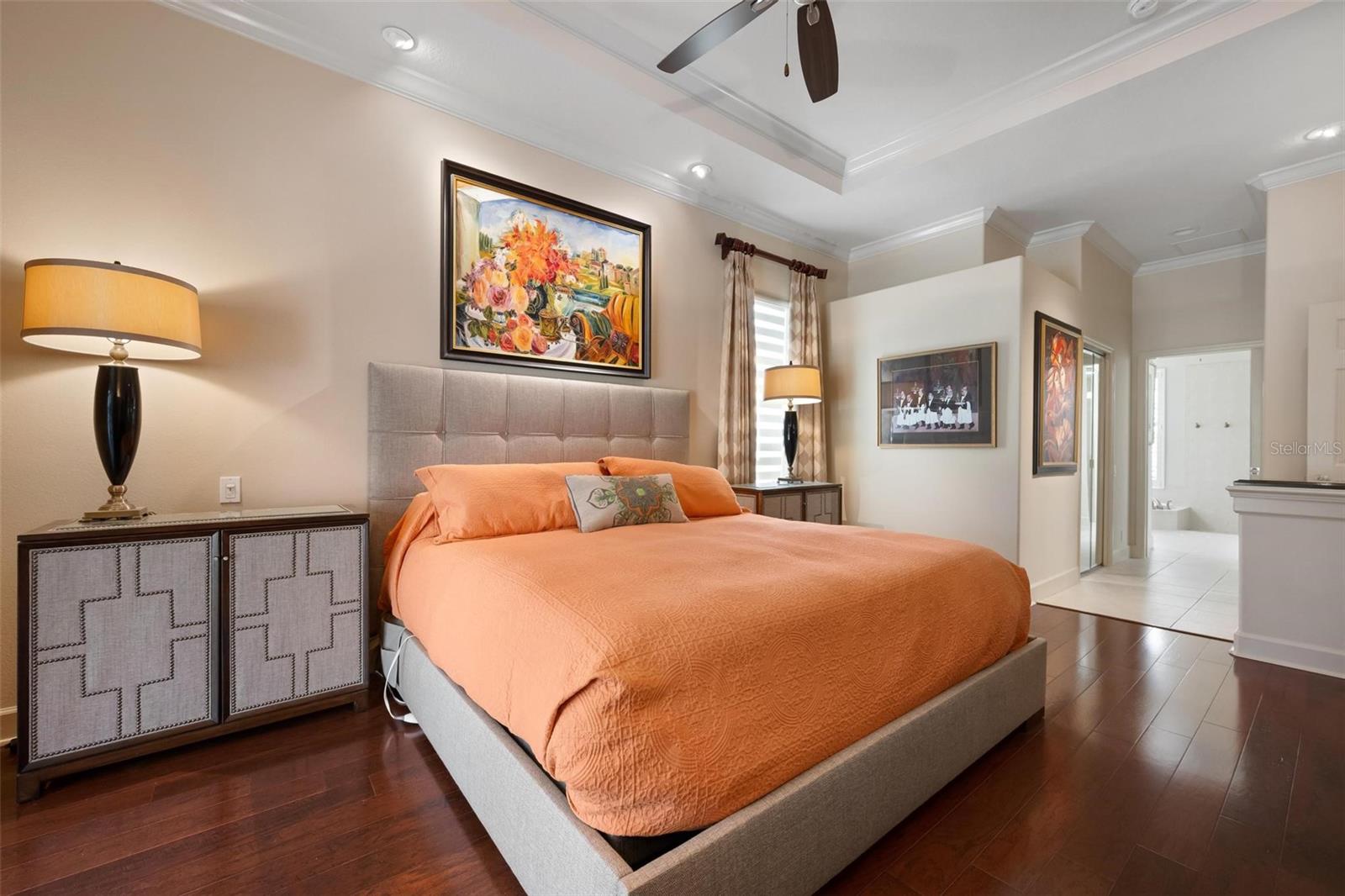 PELICAN POINTE GOLF & COUNTRY - Residential