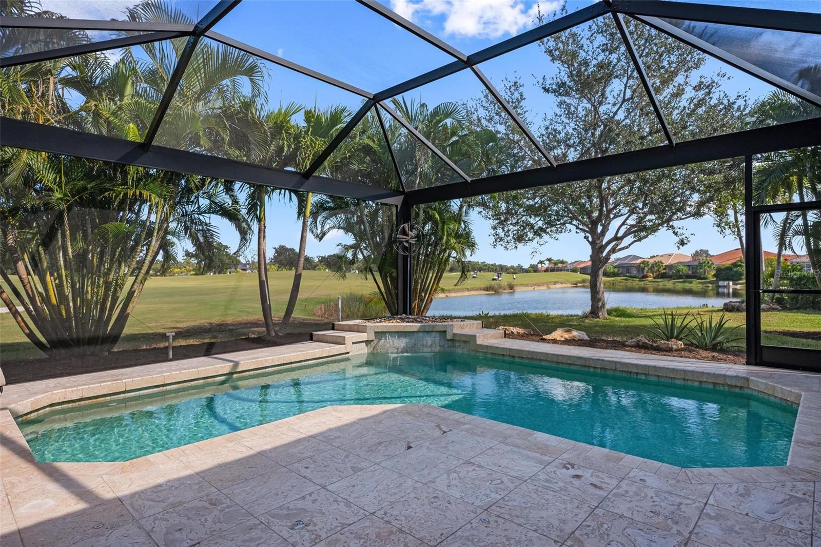 PELICAN POINTE GOLF & COUNTRY - Residential