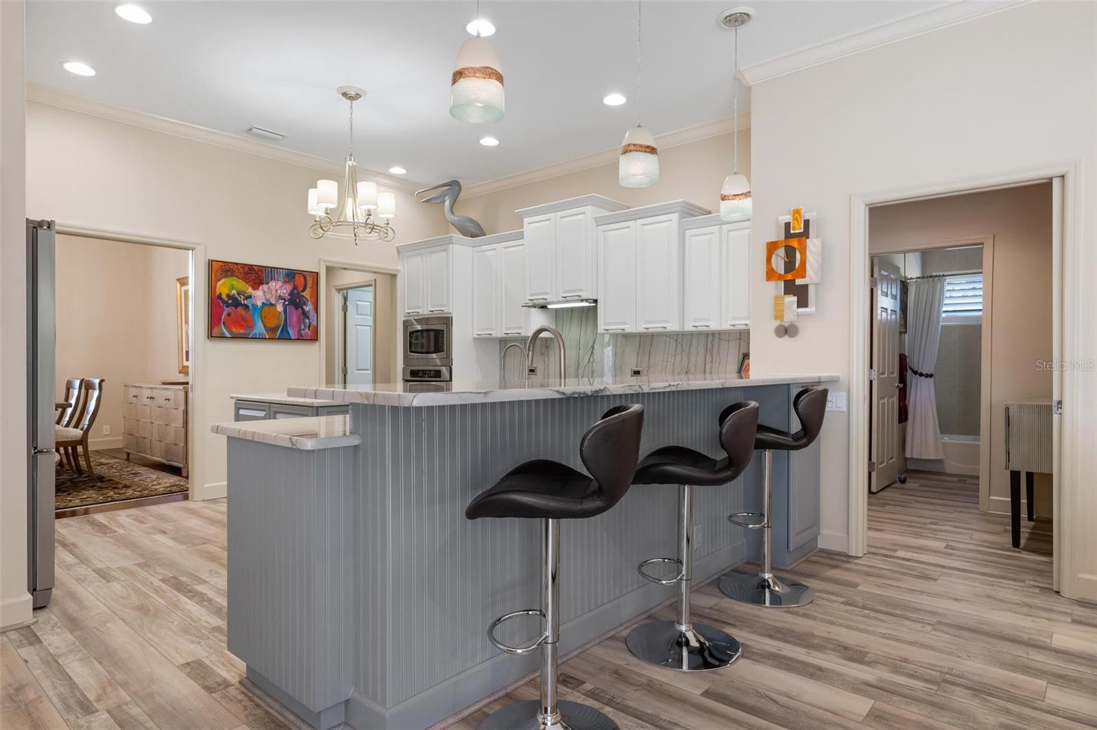 PELICAN POINTE GOLF & COUNTRY - Residential