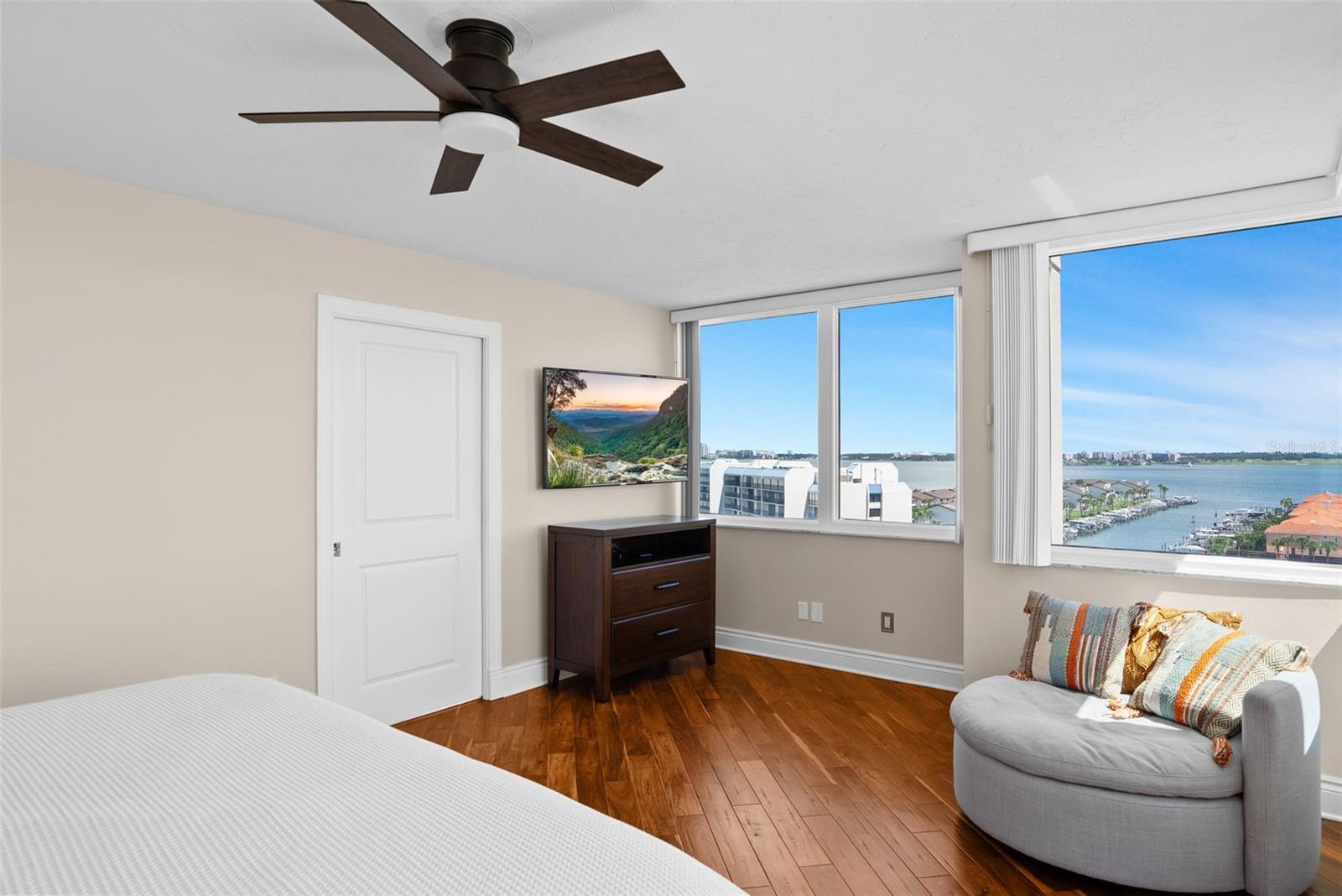 DANS ISLAND ON SAND KEY CONDO - Residential Lease