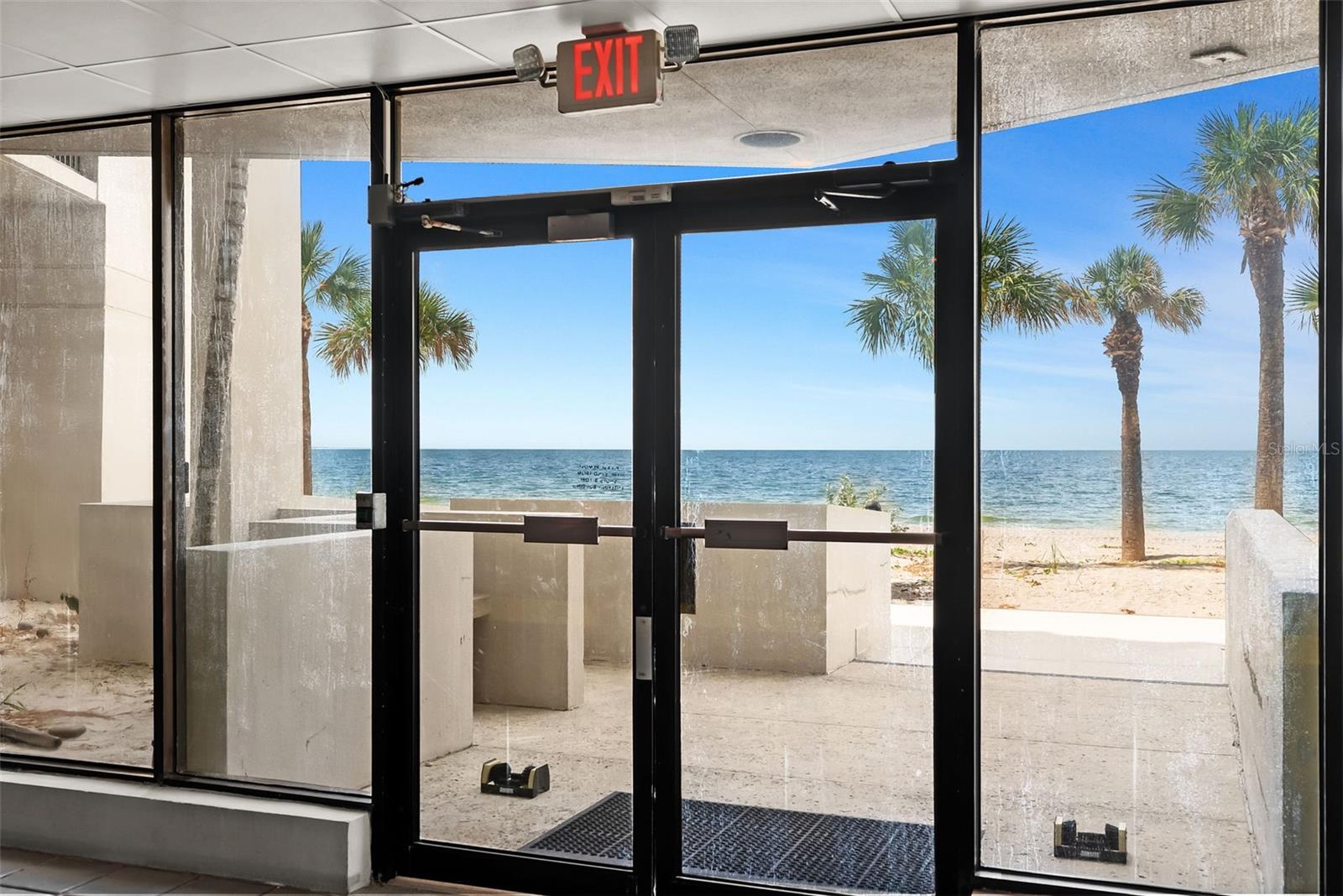 DANS ISLAND ON SAND KEY CONDO - Residential Lease