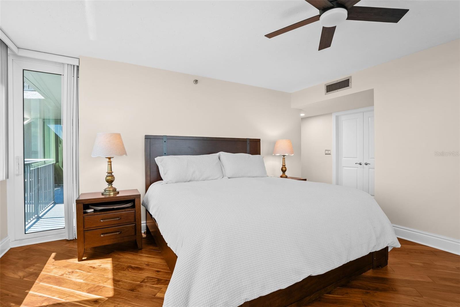 DANS ISLAND ON SAND KEY CONDO - Residential Lease