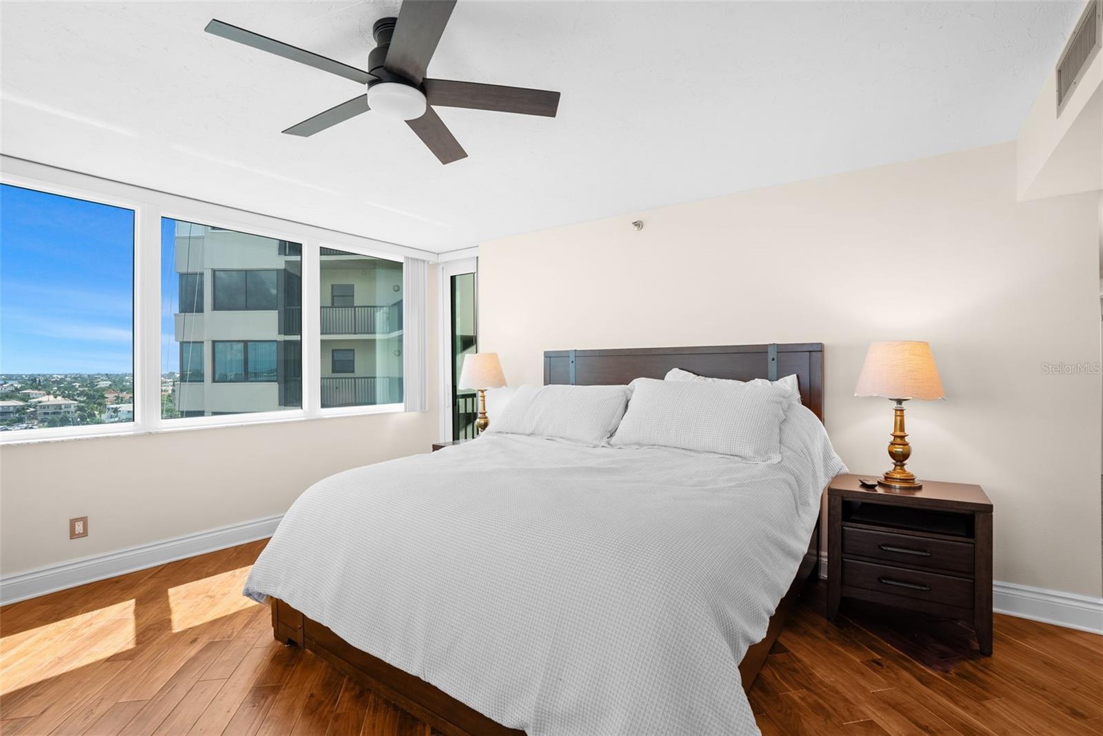 DANS ISLAND ON SAND KEY CONDO - Residential Lease