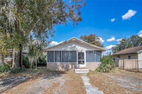 Photo of 219 E Polk Avenue, Lake Wales, FL 33853 (MLS # O6383330)