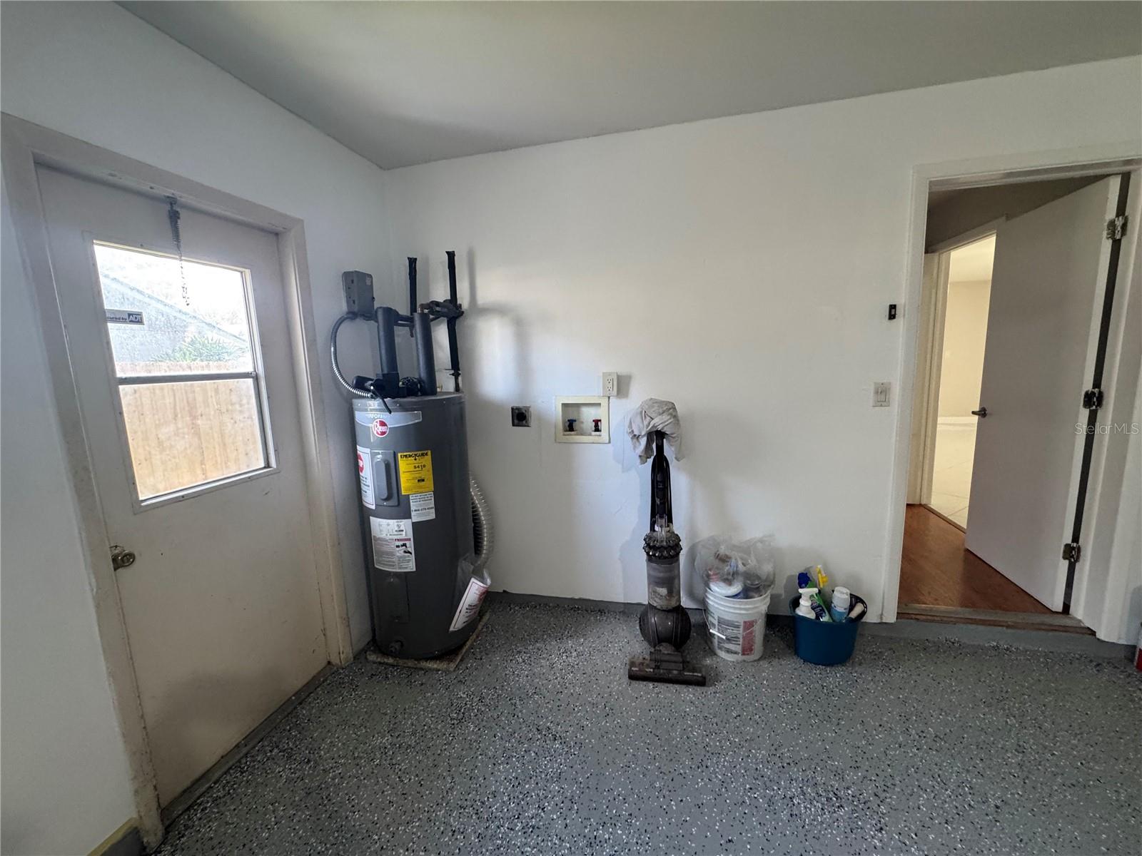 TARPON WOODS - Residential Lease
