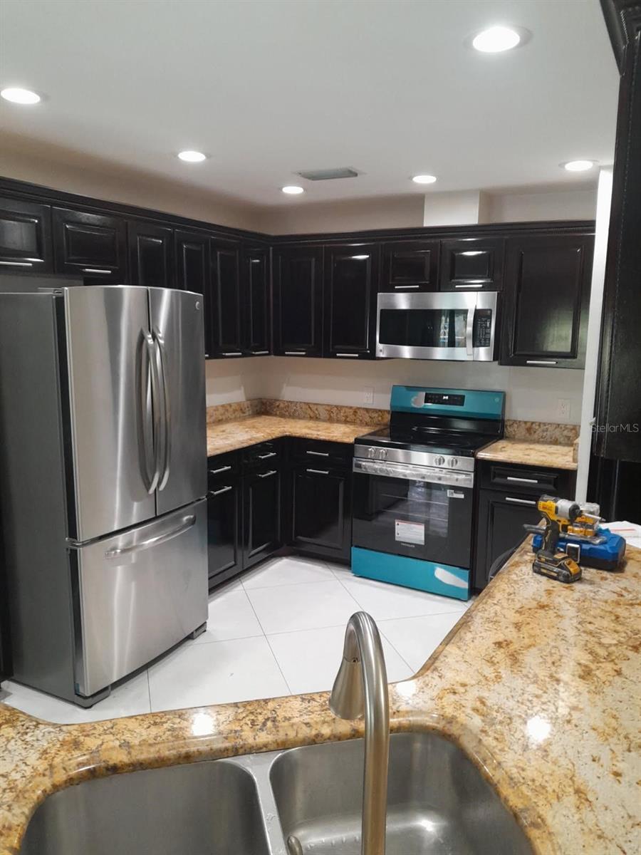 TARPON WOODS - Residential Lease