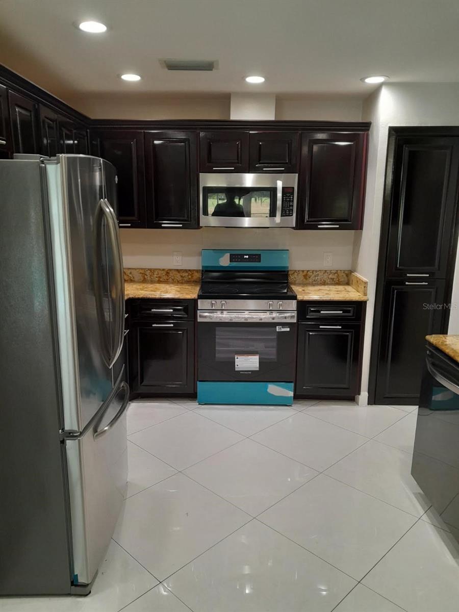 TARPON WOODS - Residential Lease