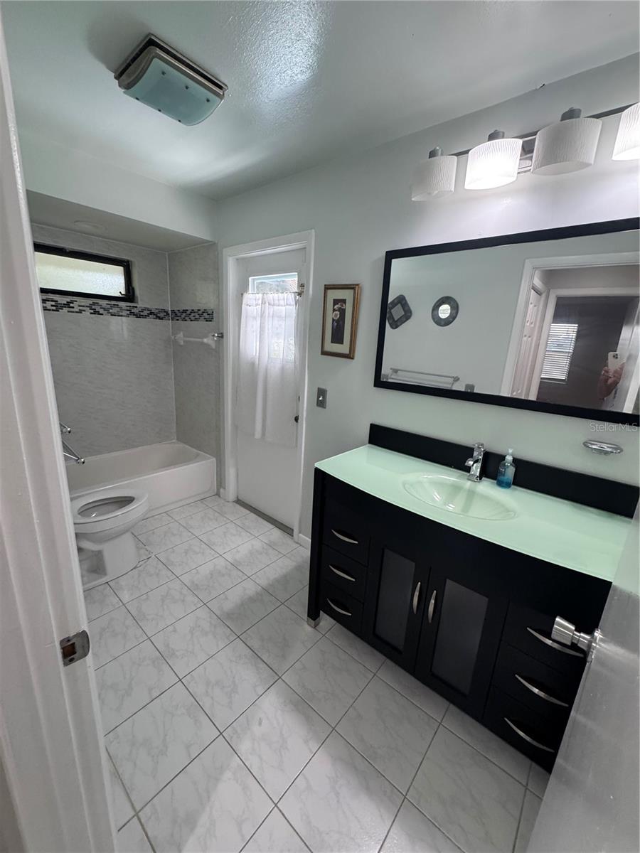 TARPON WOODS - Residential Lease