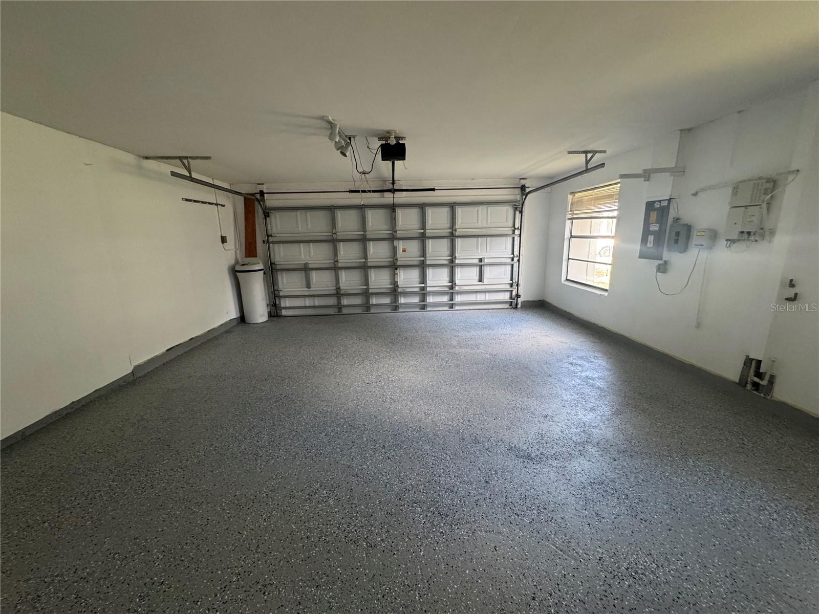 TARPON WOODS - Residential Lease