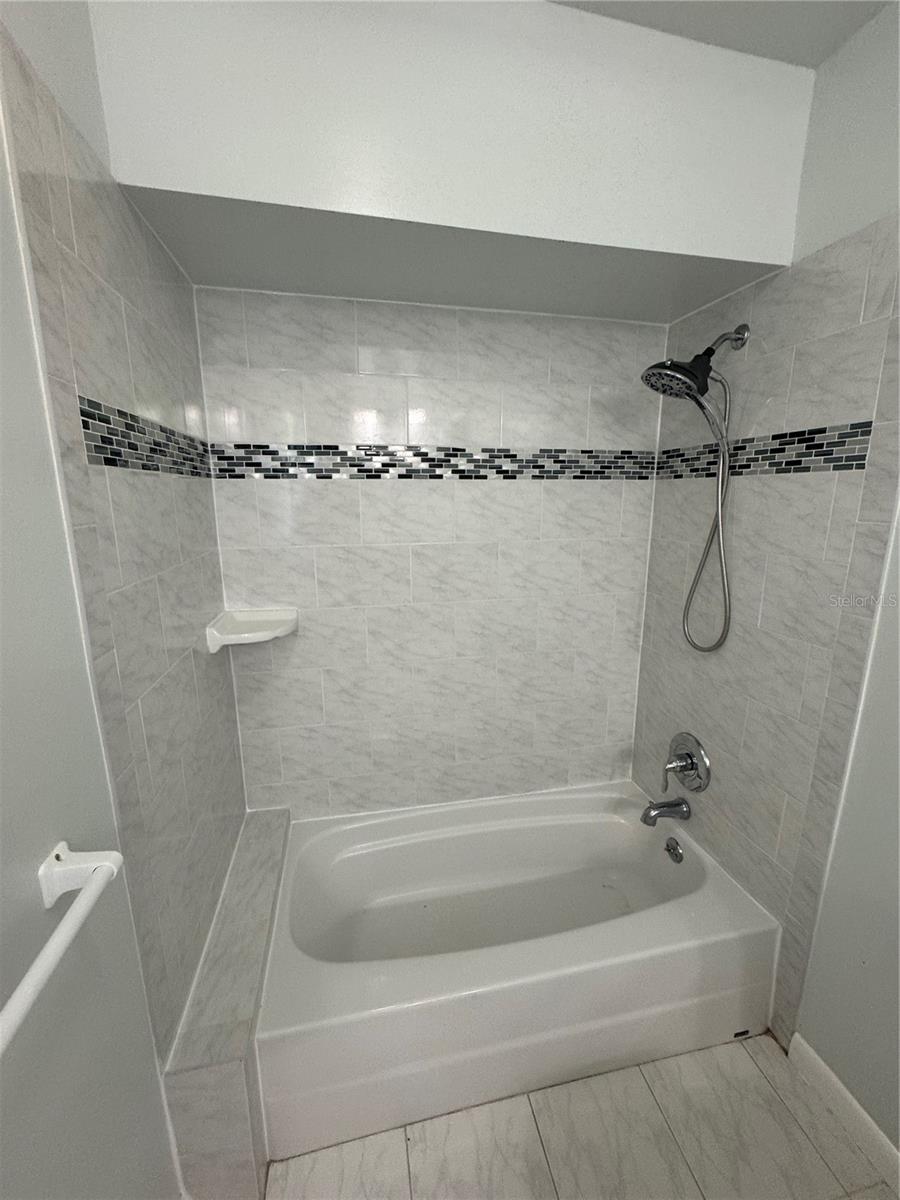 TARPON WOODS - Residential Lease