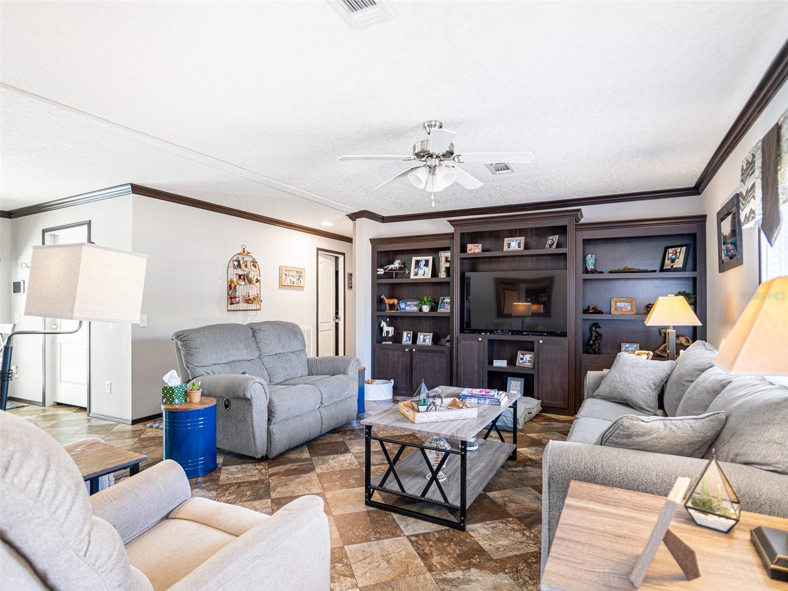 ACREAGE & UNREC - Residential