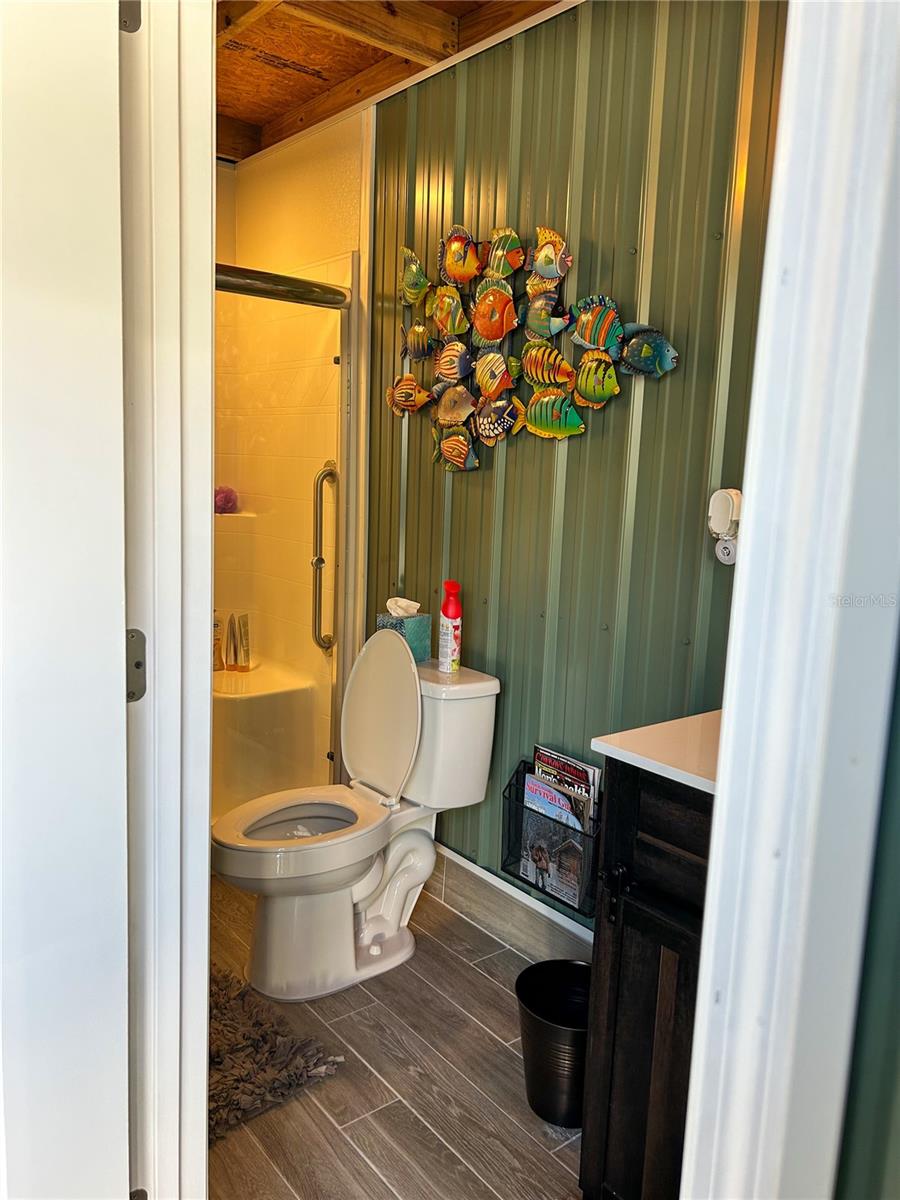 ACREAGE & UNREC - Residential