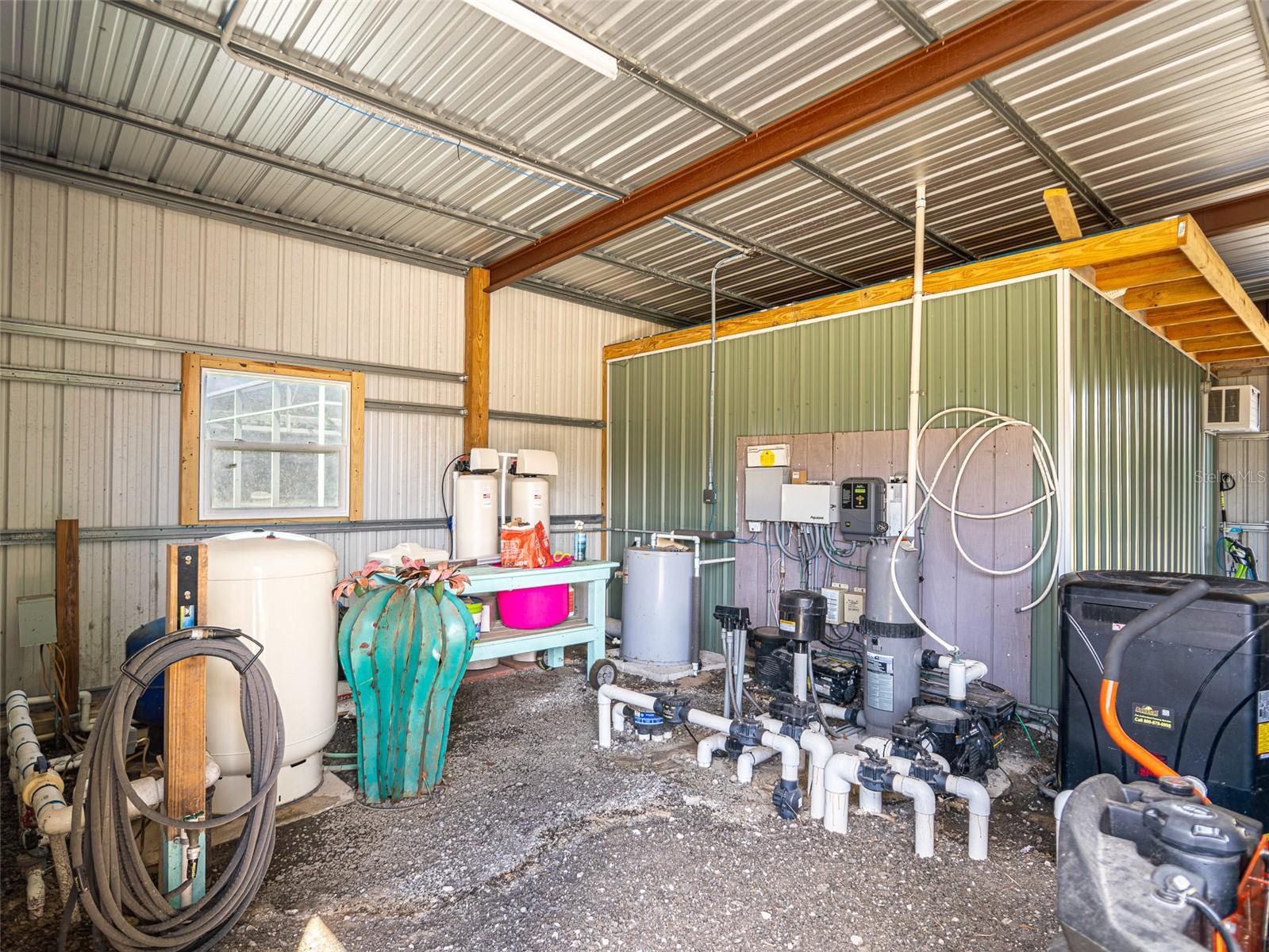 ACREAGE & UNREC - Residential