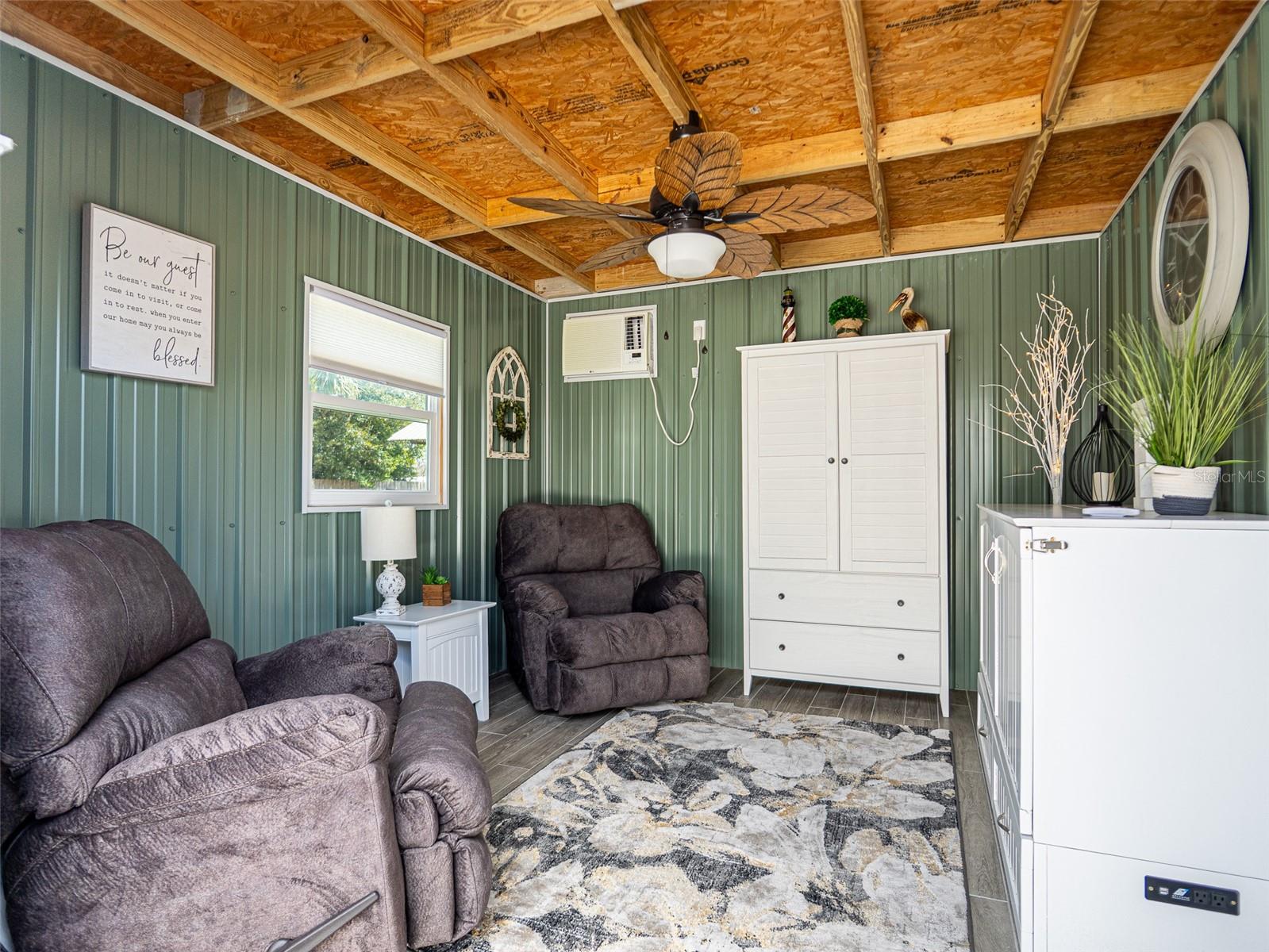 ACREAGE & UNREC - Residential