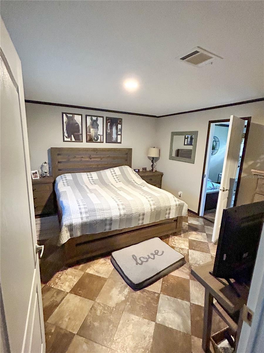 ACREAGE & UNREC - Residential