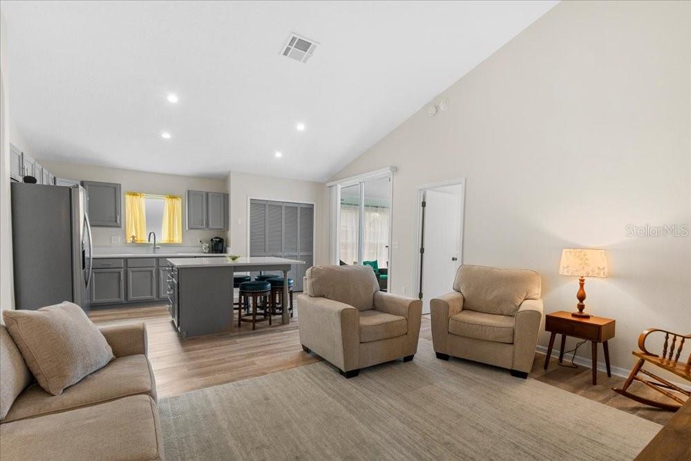 DUNHILL UNIT 1 - Residential