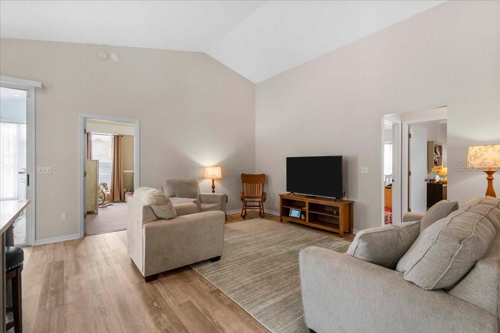 DUNHILL UNIT 1 - Residential