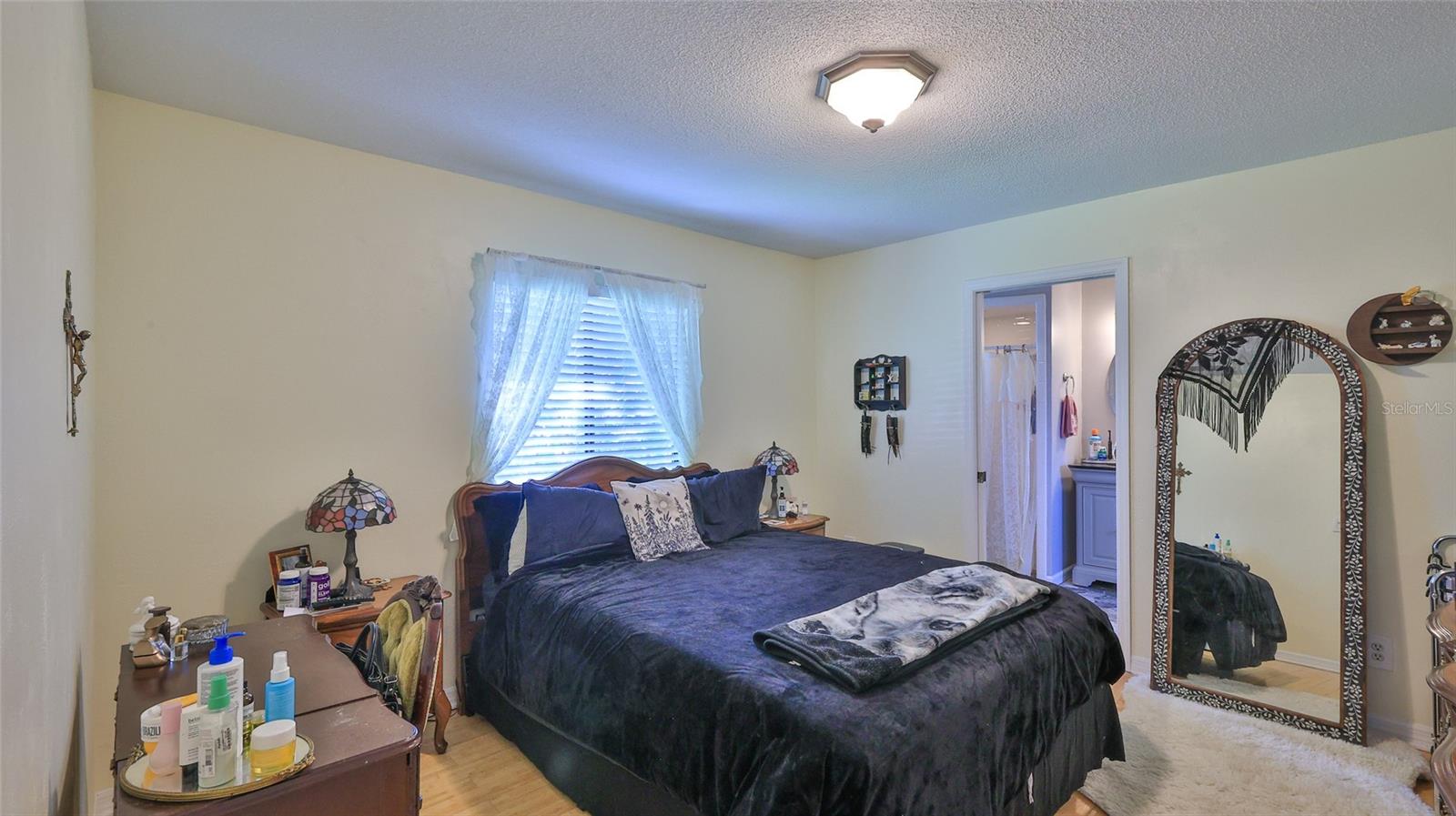 TURNBULL SHORES LTS 01-99 INC - Residential Income