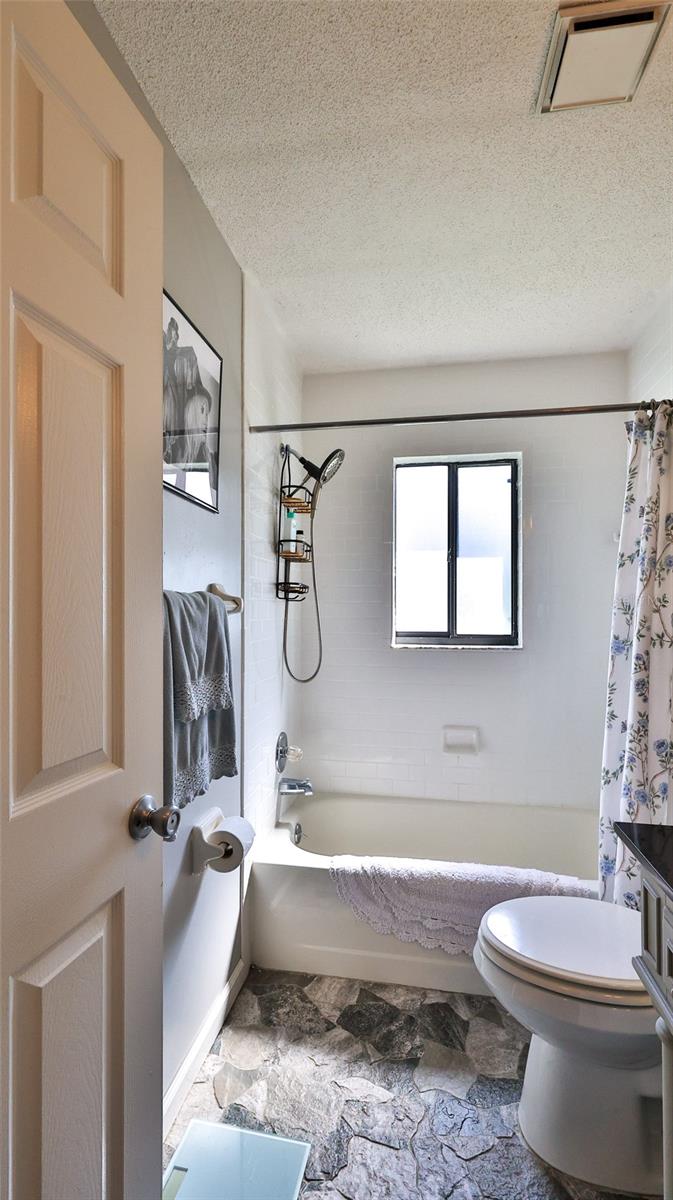 TURNBULL SHORES LTS 01-99 INC - Residential Income