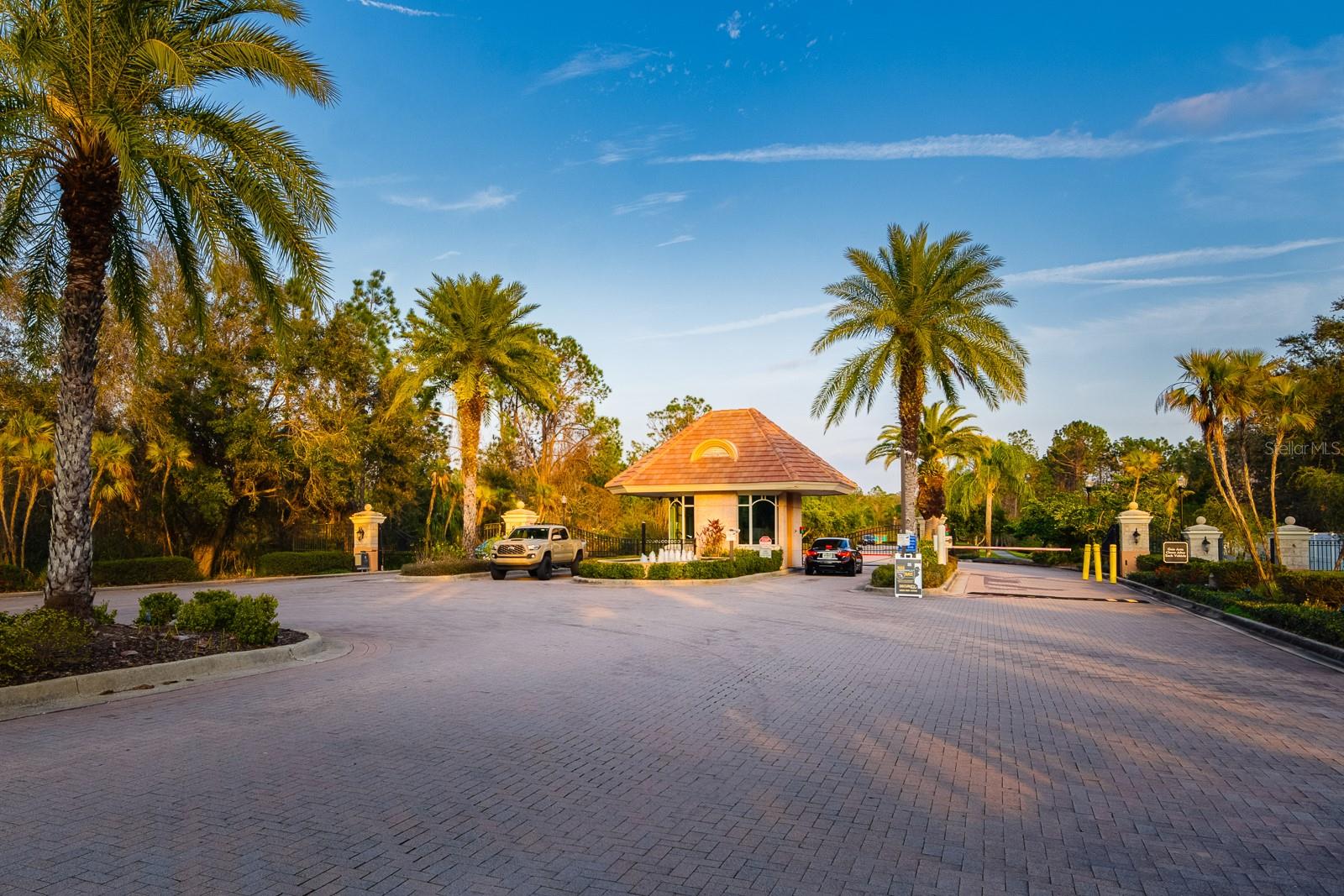 10534 BERMUDA ISLE DRIVE