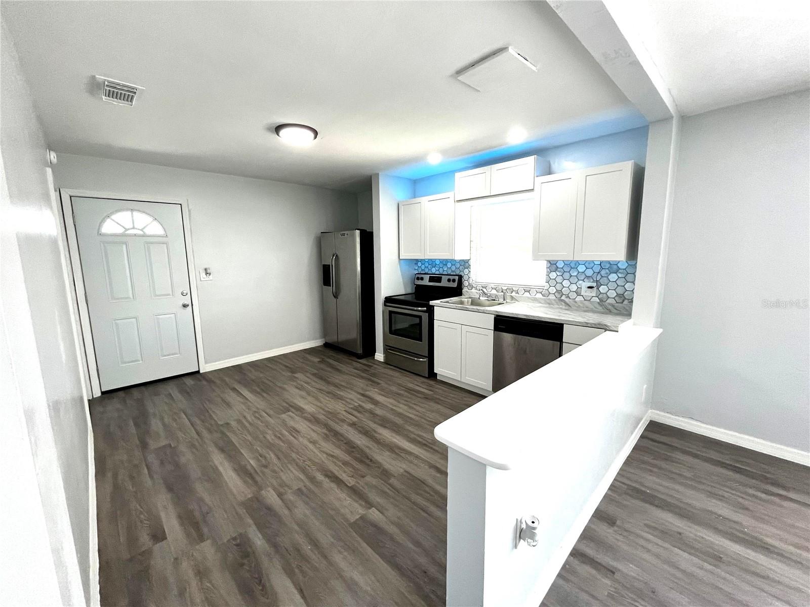 HARBORDALE SUB - Residential Income