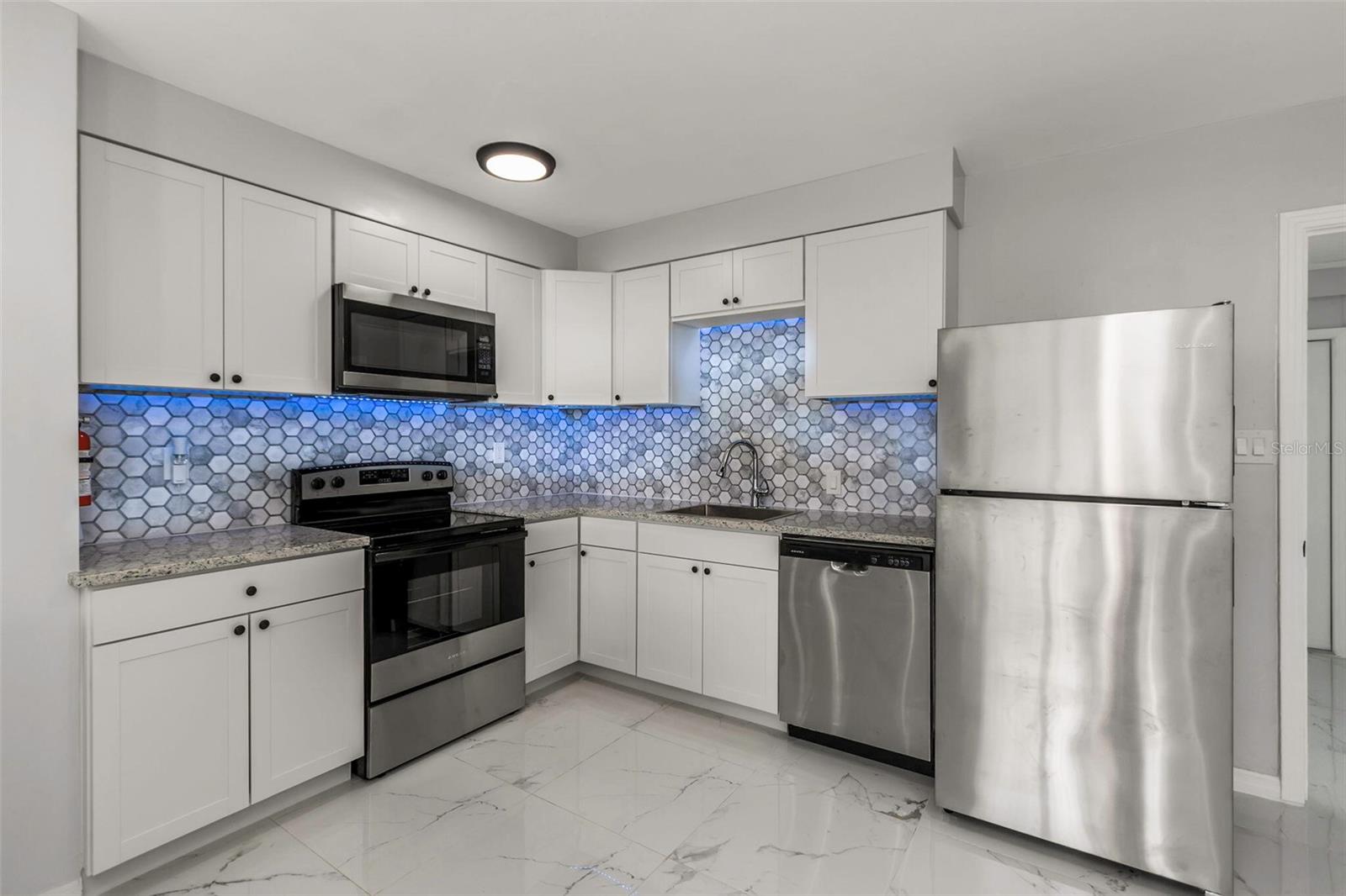 HARBORDALE SUB - Residential Income