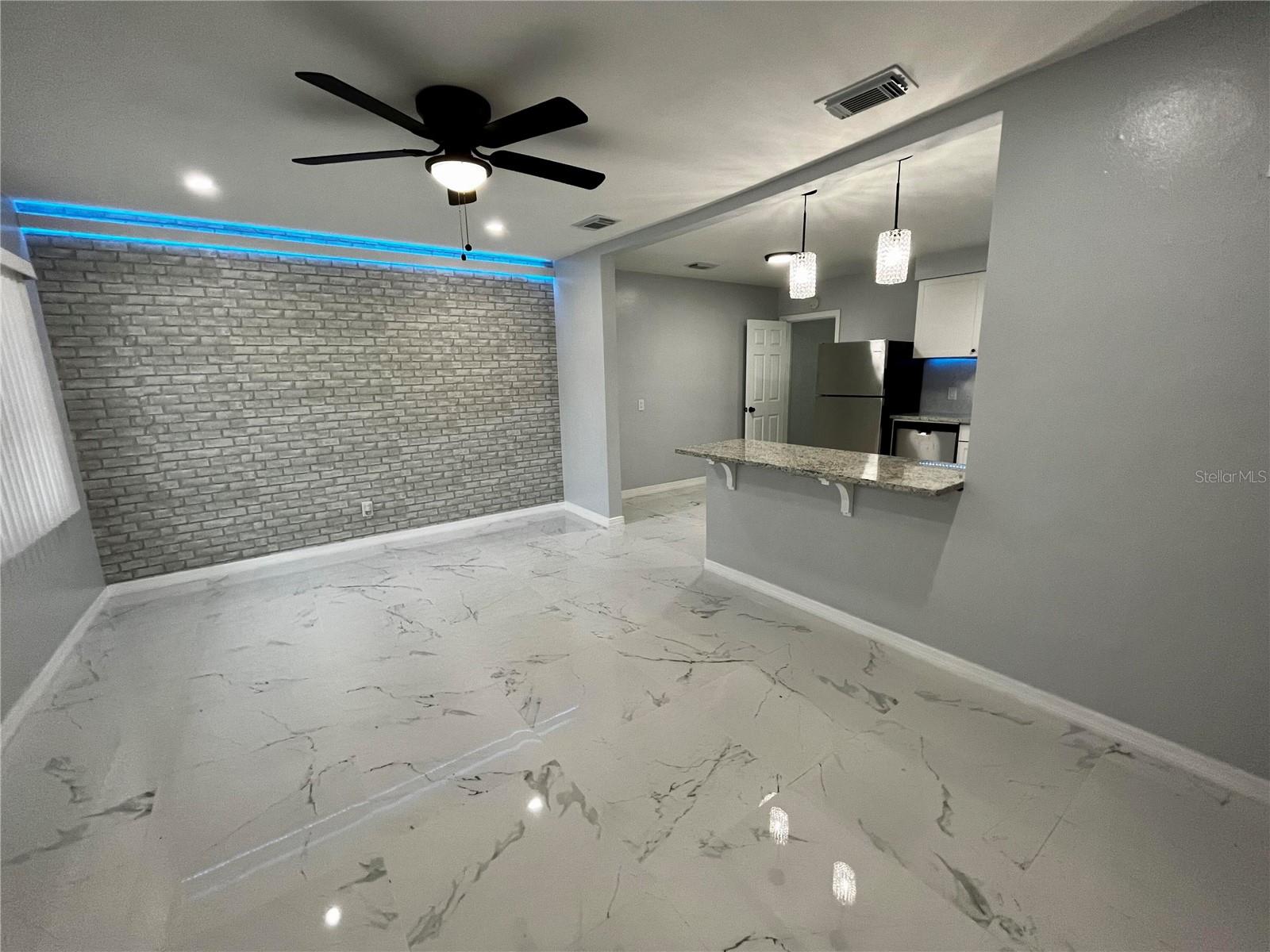 HARBORDALE SUB - Residential Income