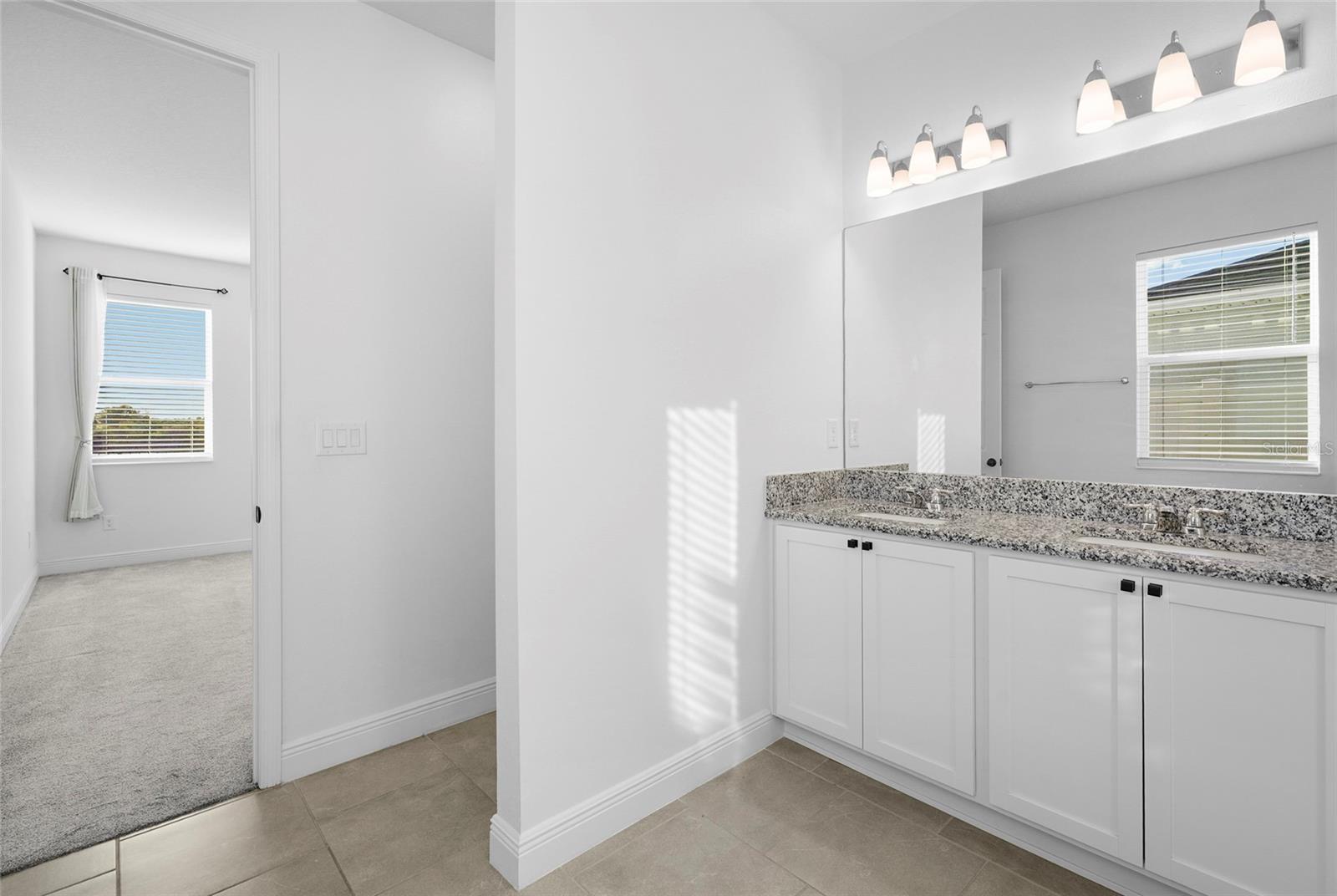 GRADY POINTE - Residential