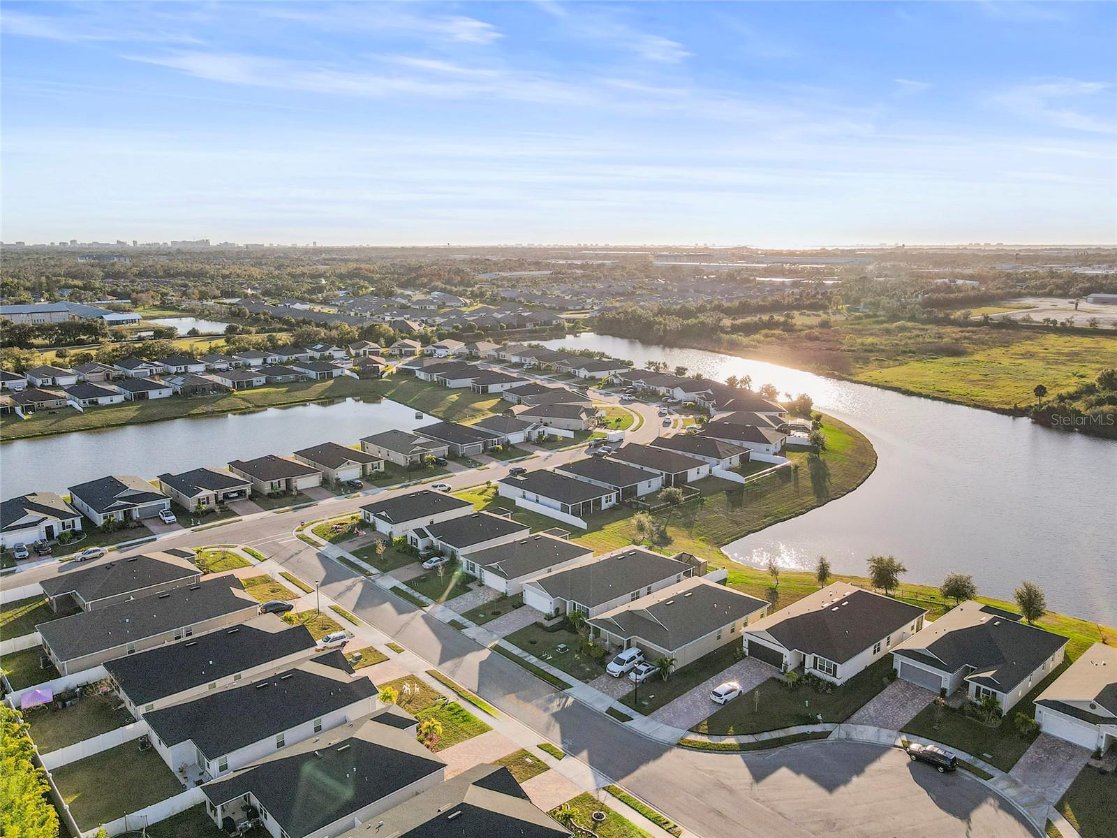 GRADY POINTE - Residential