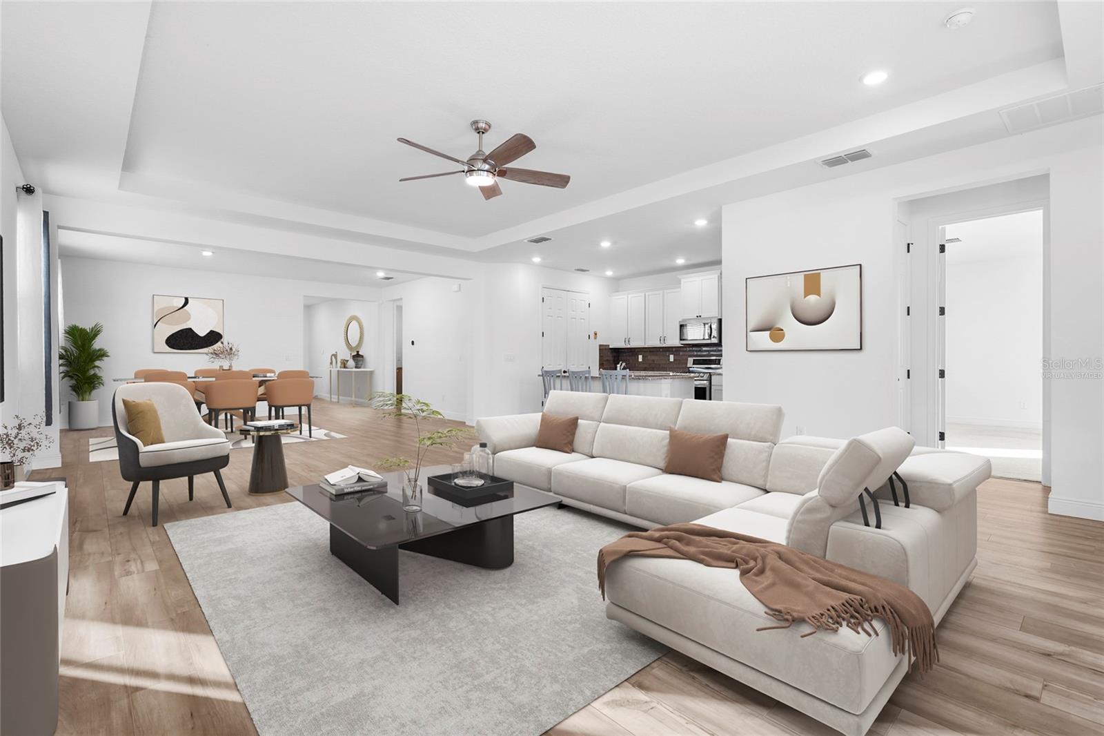 GRADY POINTE - Residential