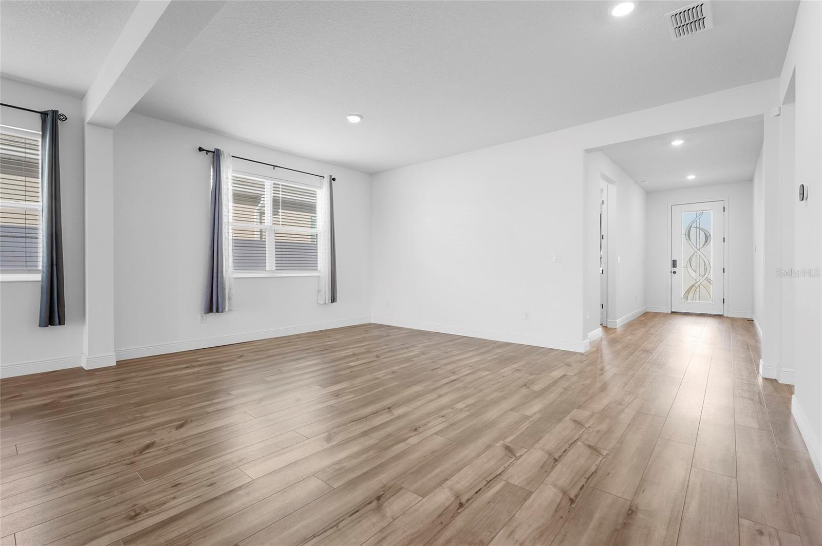 GRADY POINTE - Residential