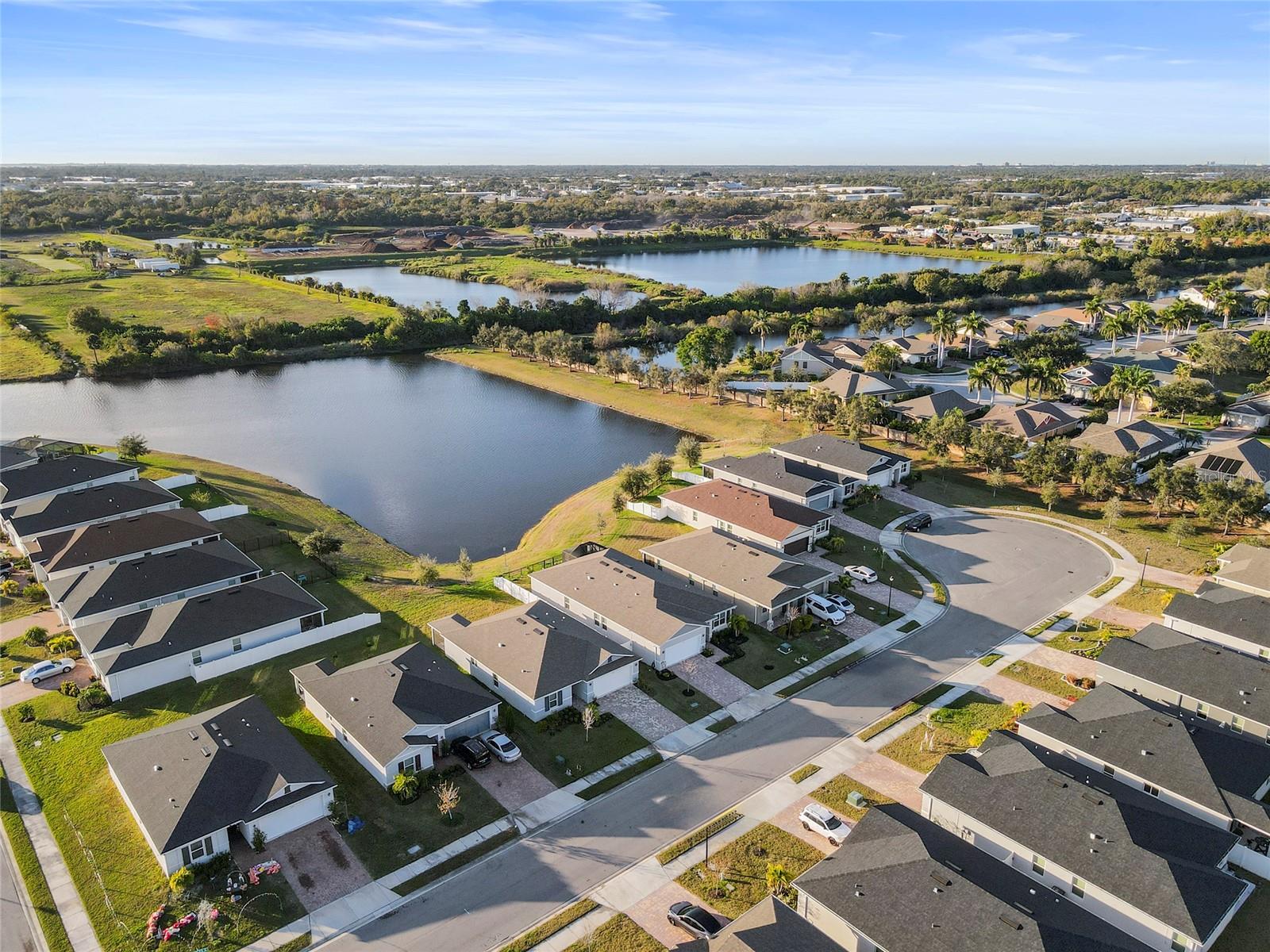 GRADY POINTE - Residential