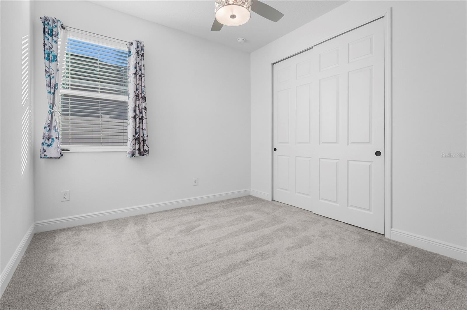 GRADY POINTE - Residential