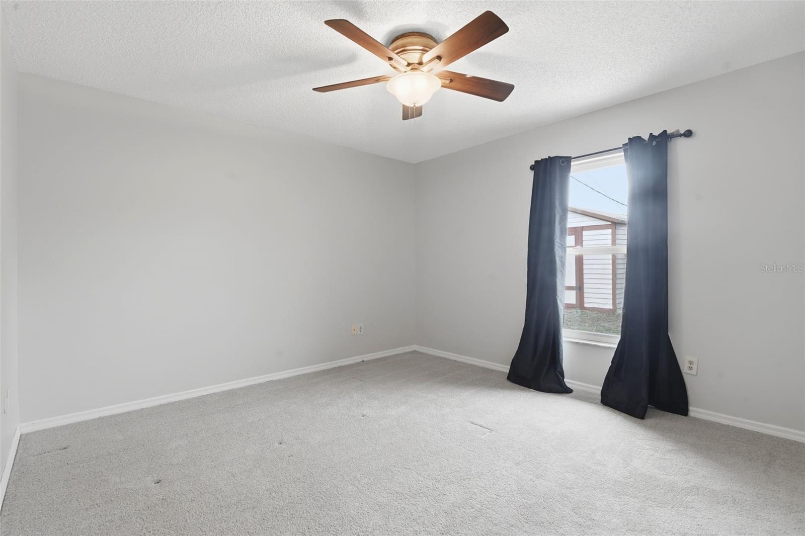 DELTONA LAKES UN 41 - Residential