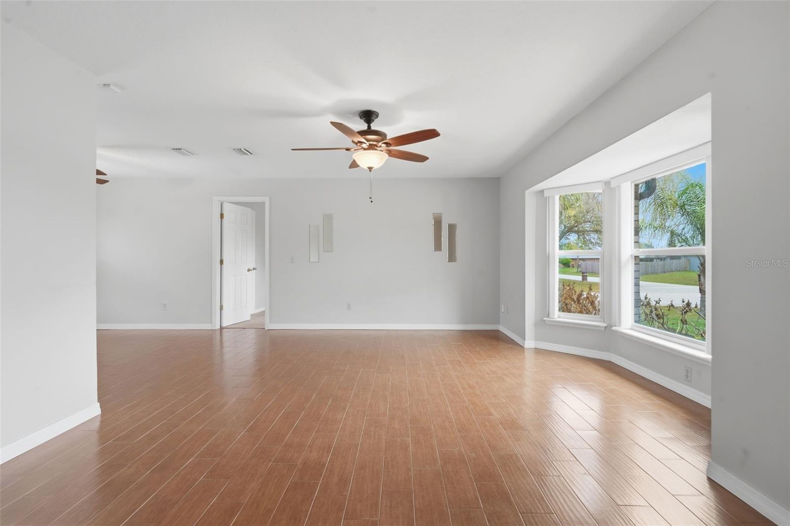 DELTONA LAKES UN 41 - Residential