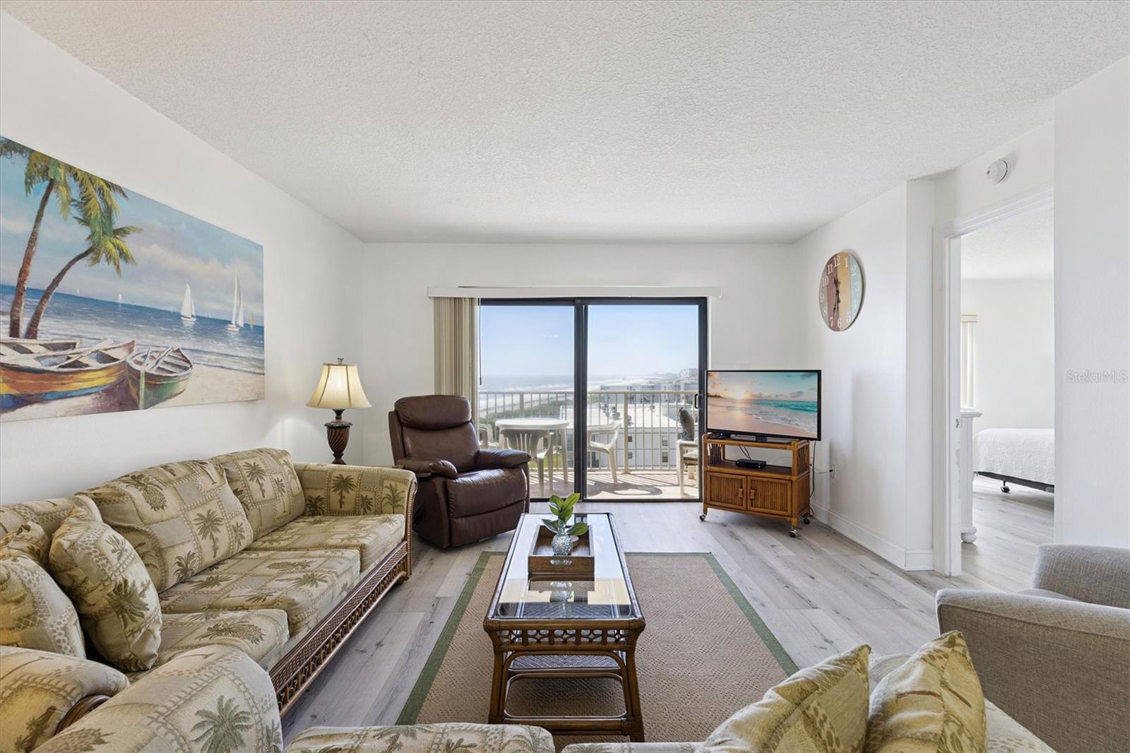 CANAVERAL TOWERS - Residential