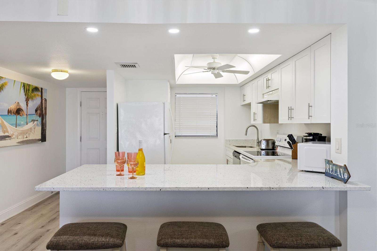 CANAVERAL TOWERS - Residential