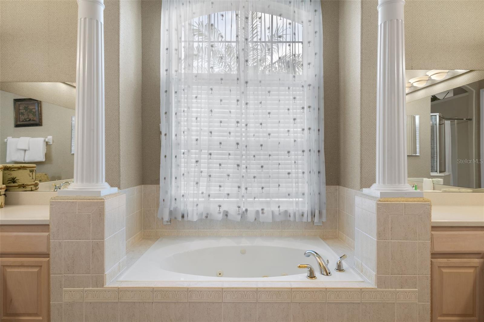 FORMOSA GARDENS UNIT 2 - Residential