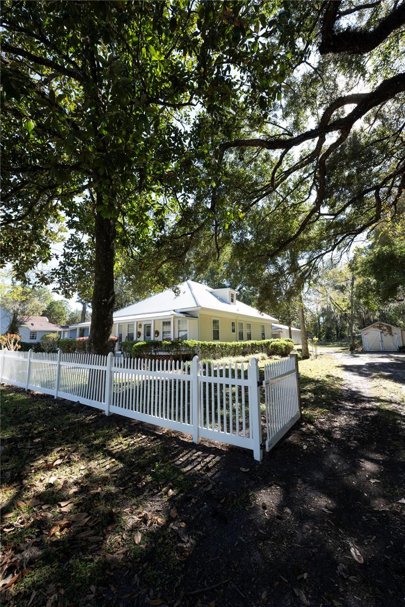 J B EPPERSON ADD - Residential