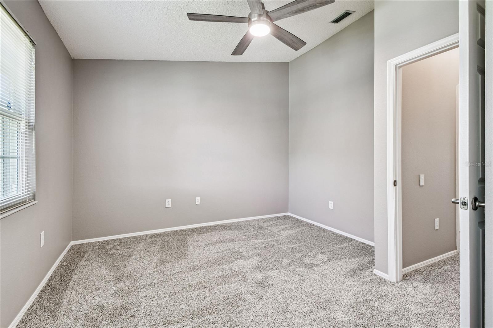 COUNTRYSIDE KEY - Residential