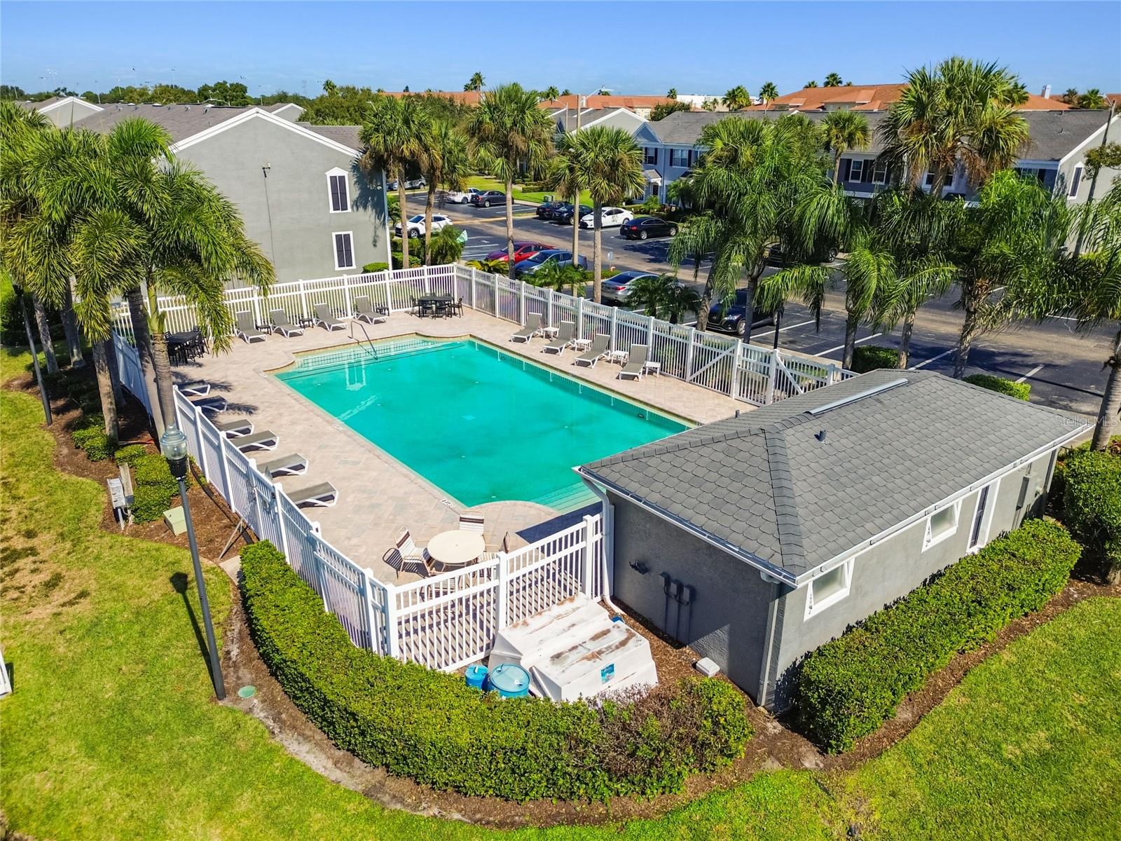 COUNTRYSIDE KEY - Residential