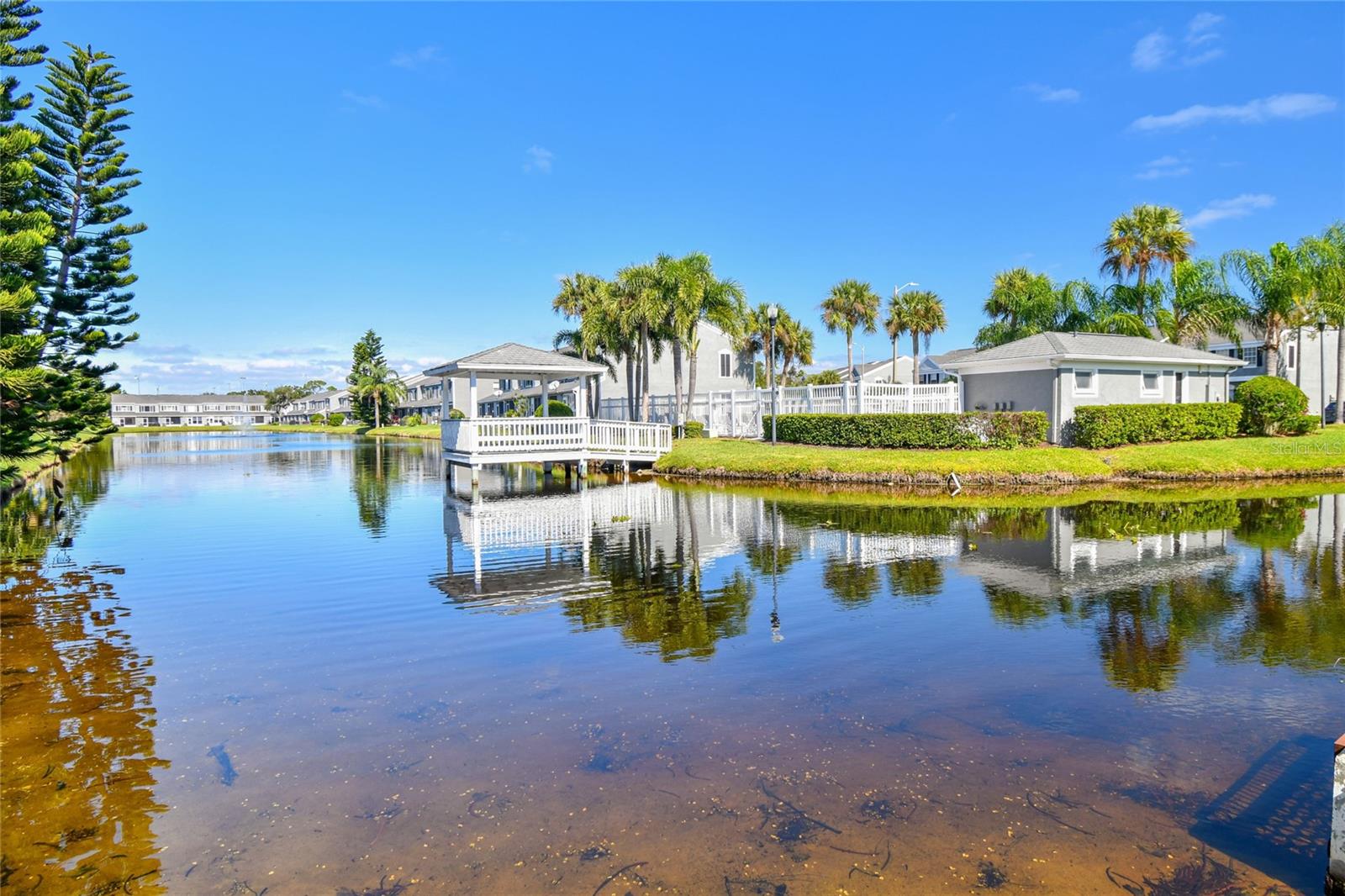 COUNTRYSIDE KEY - Residential