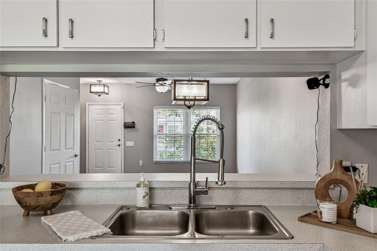 COUNTRYSIDE KEY - Residential