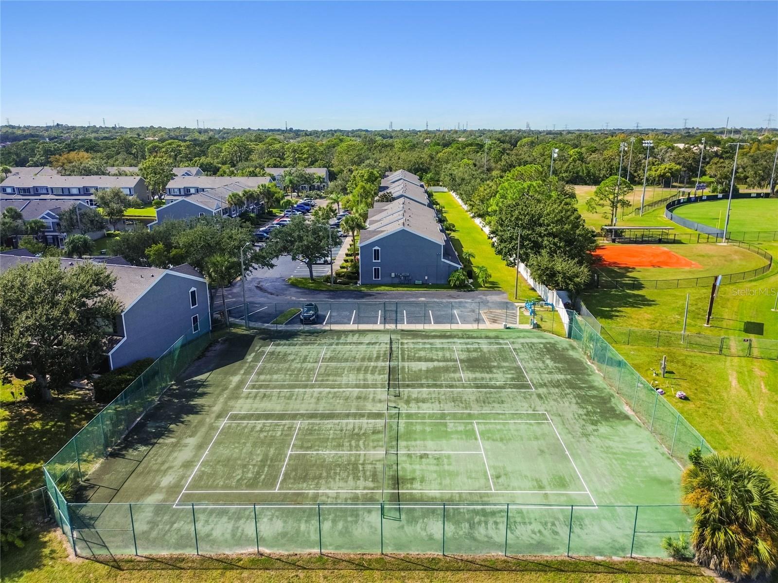 COUNTRYSIDE KEY - Residential