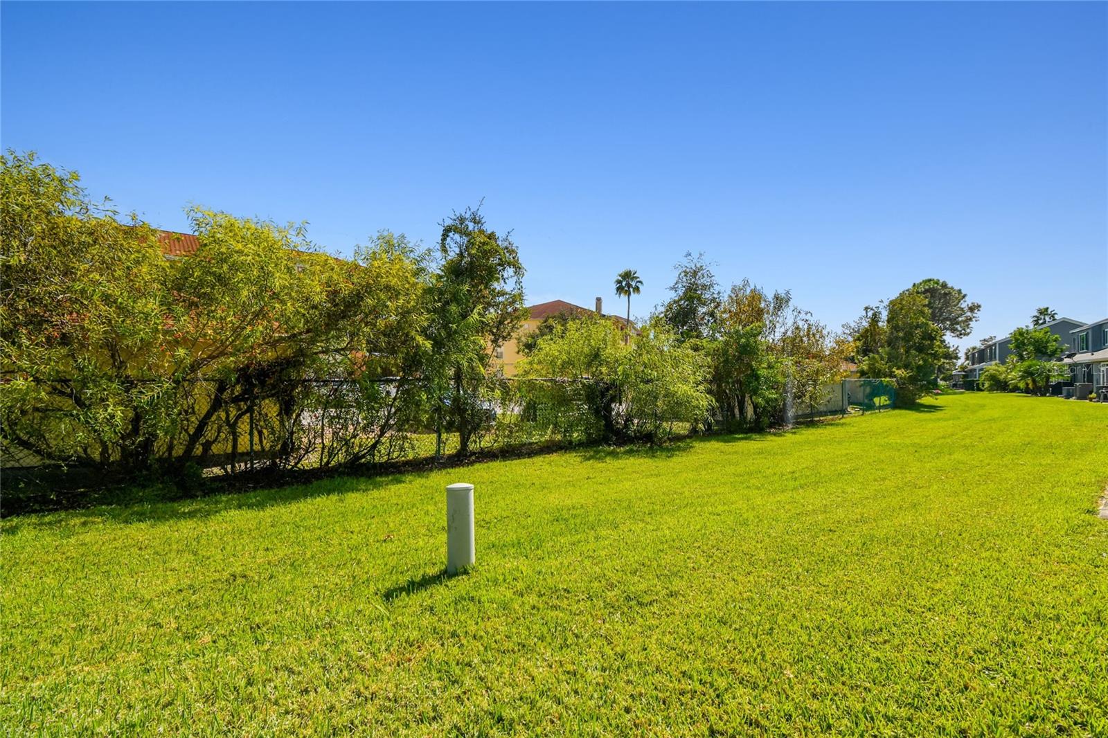 COUNTRYSIDE KEY - Residential