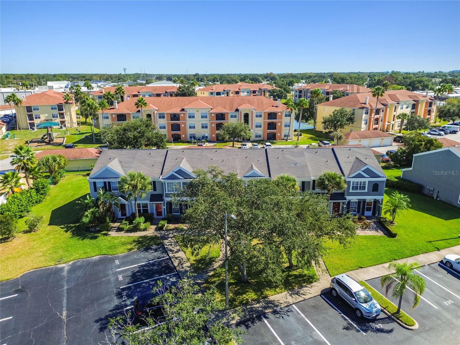 COUNTRYSIDE KEY - Residential