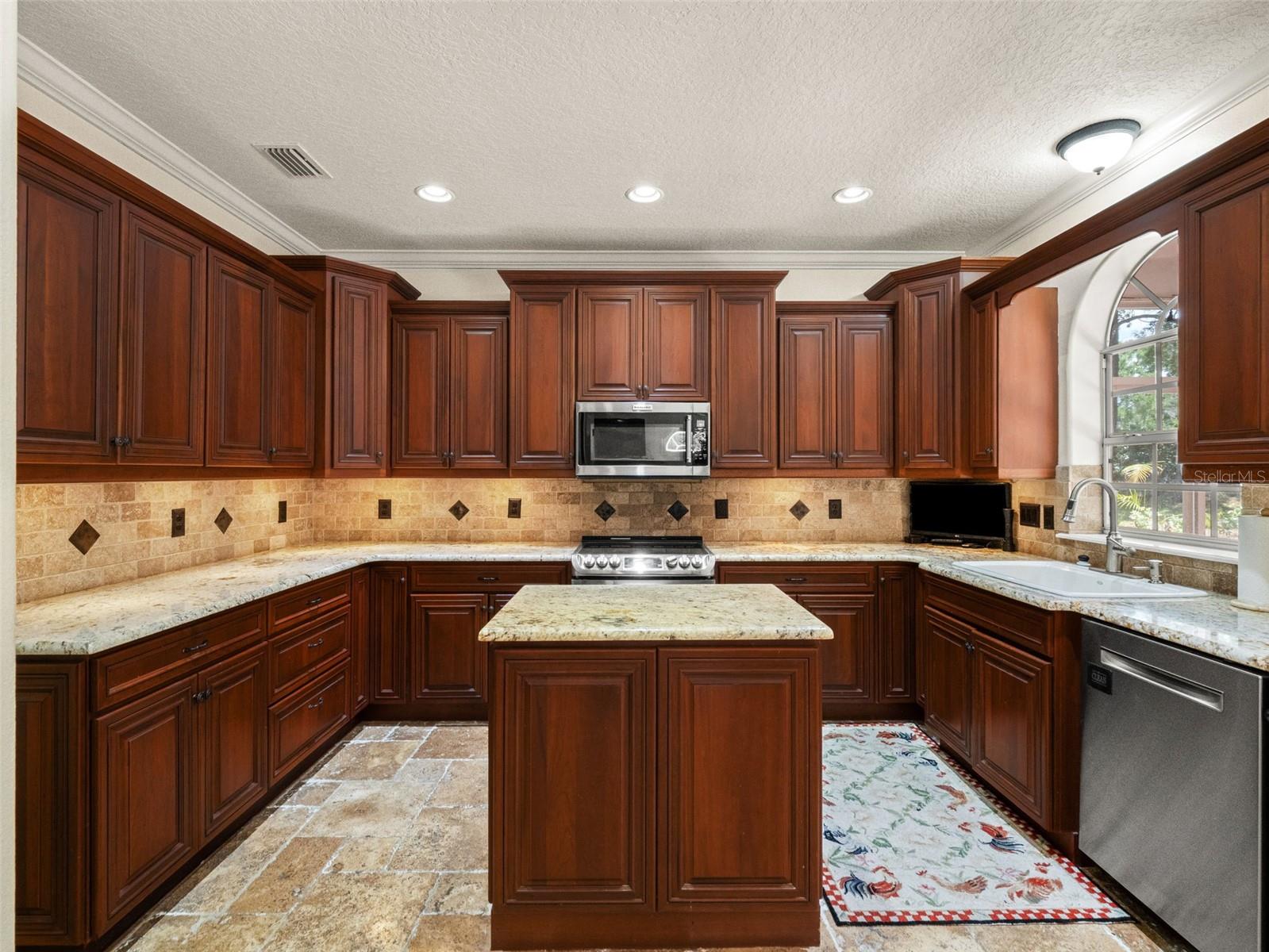 RIVER WALK - Residential