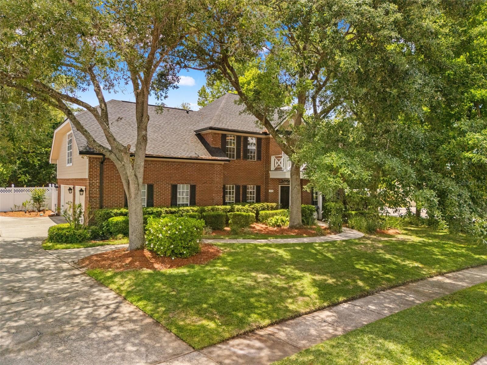 RIVER WALK - Residential