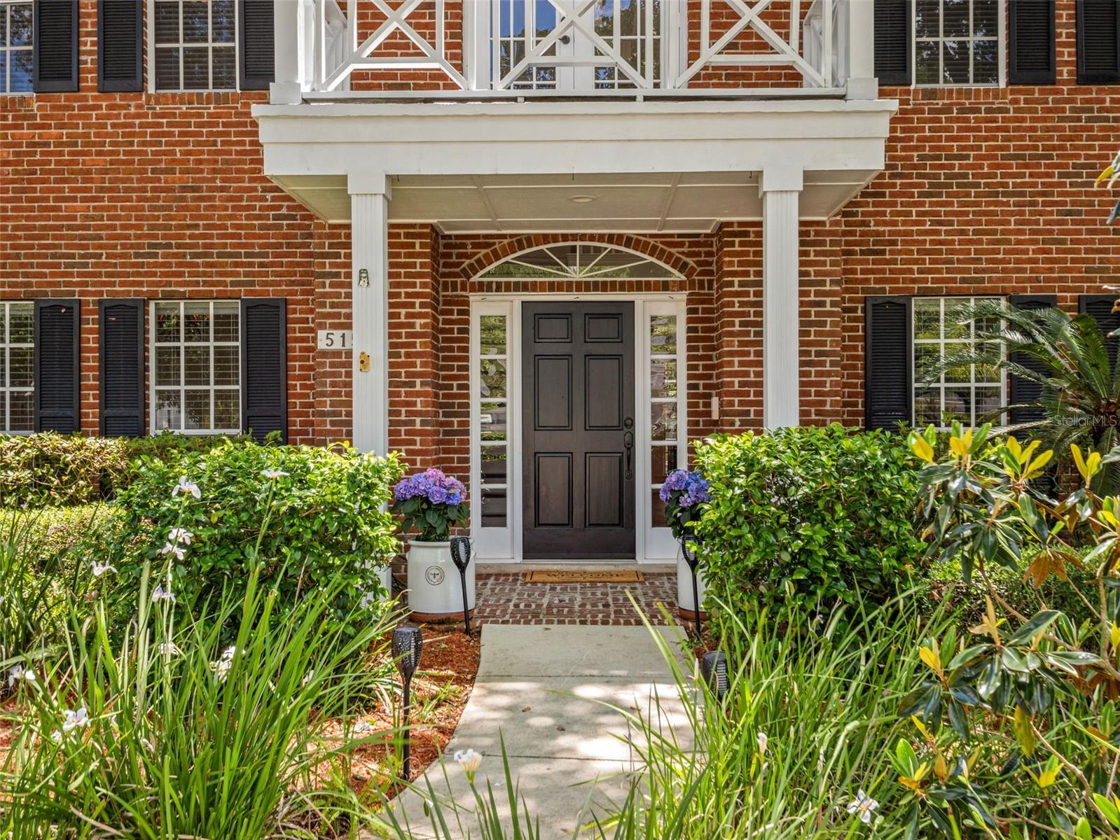 RIVER WALK - Residential