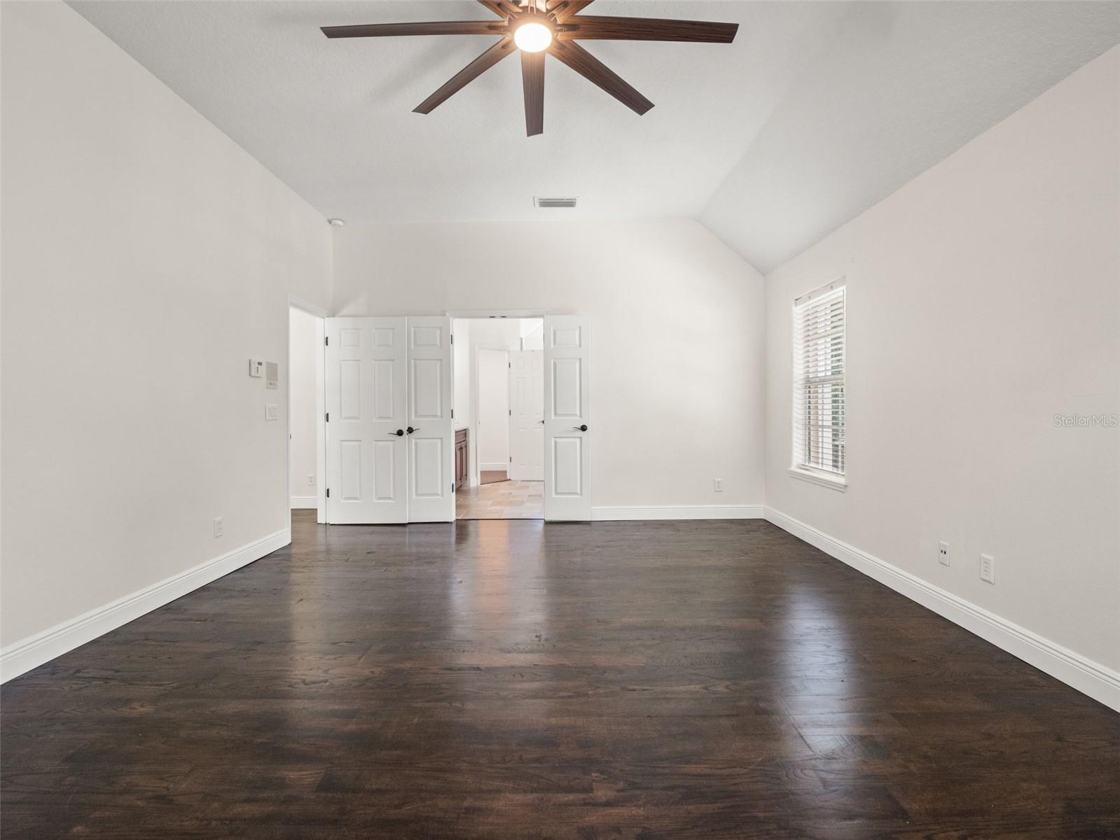 RIVER WALK - Residential